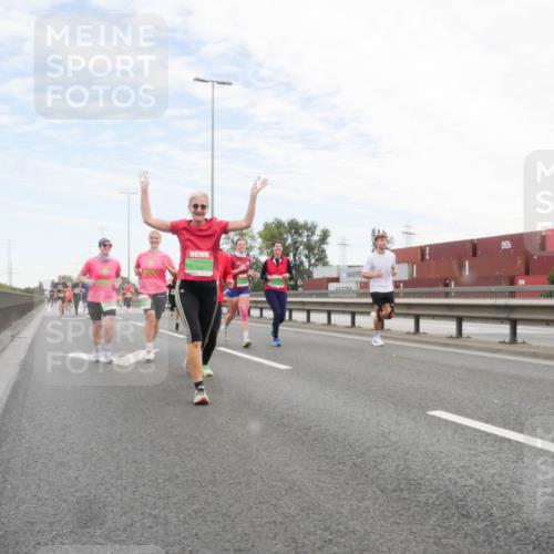 03.10.2025 - Köhlbrandbrückenlauf Matties Gatica Varas http://msf.ph/oto/9172196 03.10.2025 15:19:56 Position 3  meine-sportfotos.de