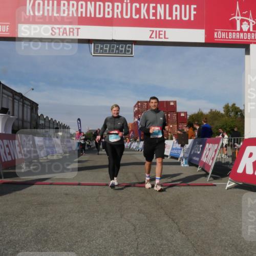 03.10.2025 - Köhlbrandbrückenlauf Matties Gatica Varas http://msf.ph/oto/9172209 03.10.2025 10:41:47 Ziel 2307, 2555, 2612, 2613, 2666, 3517 meine-sportfotos.de