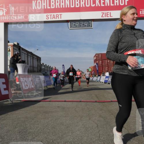 03.10.2025 - Köhlbrandbrückenlauf Matties Gatica Varas http://msf.ph/oto/9172216 03.10.2025 10:41:49 Ziel 2307, 2555, 2612, 2613, 2666, 3517 meine-sportfotos.de