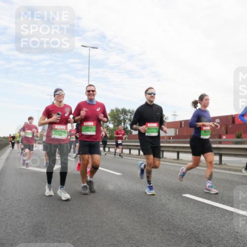03.10.2025 - Köhlbrandbrückenlauf Matties Gatica Varas http://msf.ph/oto/9172305 03.10.2025 15:20:22 Position 3 776 meine-sportfotos.de