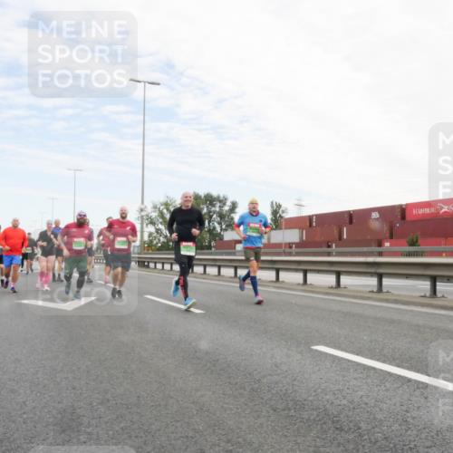 03.10.2025 - Köhlbrandbrückenlauf Matties Gatica Varas http://msf.ph/oto/9172413 03.10.2025 15:20:49 Position 3  meine-sportfotos.de