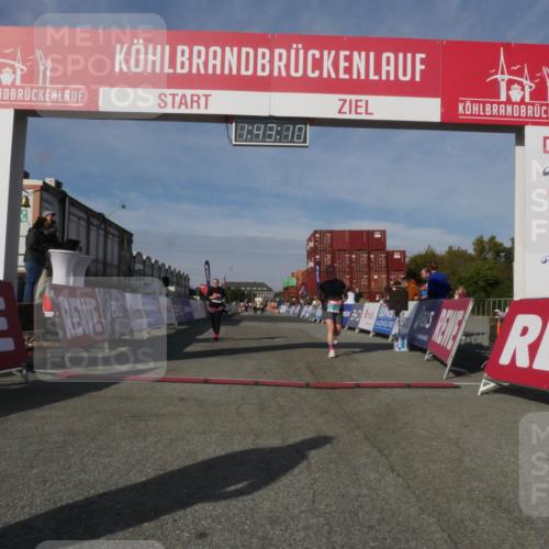 03.10.2025 - Köhlbrandbrückenlauf Matties Gatica Varas http://msf.ph/oto/9172426 03.10.2025 10:43:12 Ziel 3131, 3649 meine-sportfotos.de