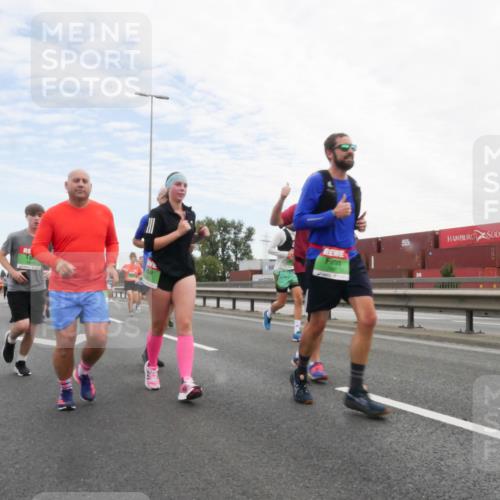03.10.2025 - Köhlbrandbrückenlauf Matties Gatica Varas http://msf.ph/oto/9172427 03.10.2025 15:20:52 Position 3 9519 meine-sportfotos.de