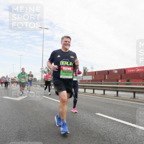 03.10.2025 - Köhlbrandbrückenlauf Matties Gatica Varas http://msf.ph/oto/9172453 03.10.2025 15:21:00 Position 3 5800, 7377 meine-sportfotos.de