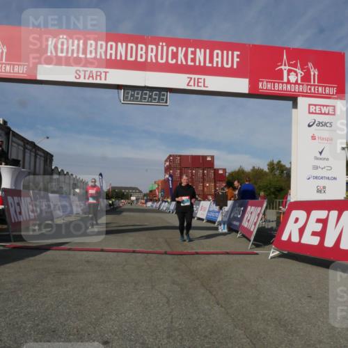03.10.2025 - Köhlbrandbrückenlauf Matties Gatica Varas http://msf.ph/oto/9172511 03.10.2025 10:43:54 Ziel 2565, 2753 meine-sportfotos.de