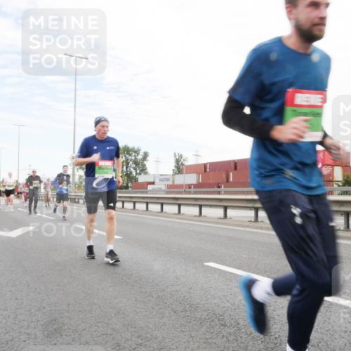 03.10.2025 - Köhlbrandbrückenlauf Matties Gatica Varas http://msf.ph/oto/9172549 03.10.2025 15:21:22 Position 3  meine-sportfotos.de