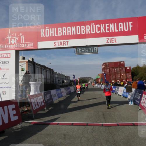 03.10.2025 - Köhlbrandbrückenlauf Matties Gatica Varas http://msf.ph/oto/9172559 03.10.2025 10:44:42 Ziel 2306, 2620 meine-sportfotos.de