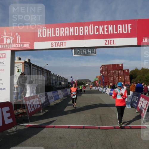 03.10.2025 - Köhlbrandbrückenlauf Matties Gatica Varas http://msf.ph/oto/9172565 03.10.2025 10:44:43 Ziel 2306, 2620 meine-sportfotos.de