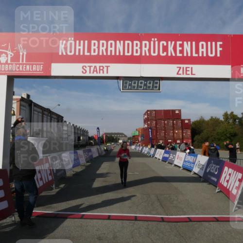 03.10.2025 - Köhlbrandbrückenlauf Matties Gatica Varas http://msf.ph/oto/9172647 03.10.2025 10:49:45 Ziel 2191 meine-sportfotos.de