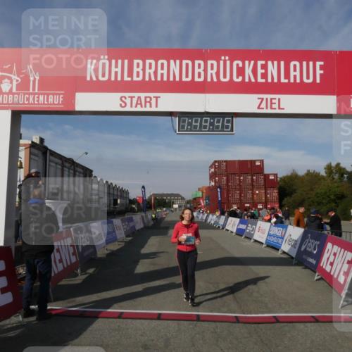 03.10.2025 - Köhlbrandbrückenlauf Matties Gatica Varas http://msf.ph/oto/9172652 03.10.2025 10:49:47 Ziel 2191 meine-sportfotos.de