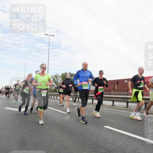 03.10.2025 - Köhlbrandbrückenlauf Matties Gatica Varas http://msf.ph/oto/9172665 03.10.2025 15:21:50 Position 3  meine-sportfotos.de