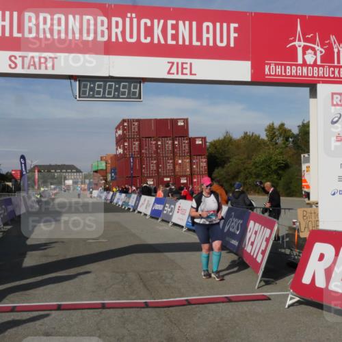 03.10.2025 - Köhlbrandbrückenlauf Matties Gatica Varas http://msf.ph/oto/9172702 03.10.2025 10:50:56 Ziel 3173 meine-sportfotos.de