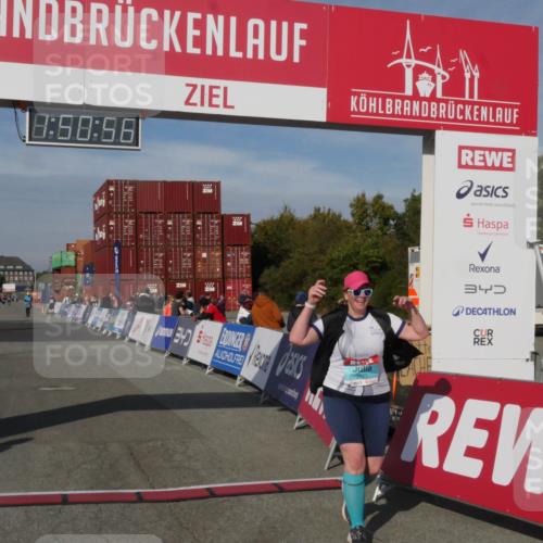 03.10.2025 - Köhlbrandbrückenlauf Matties Gatica Varas http://msf.ph/oto/9172708 03.10.2025 10:50:58 Ziel  meine-sportfotos.de