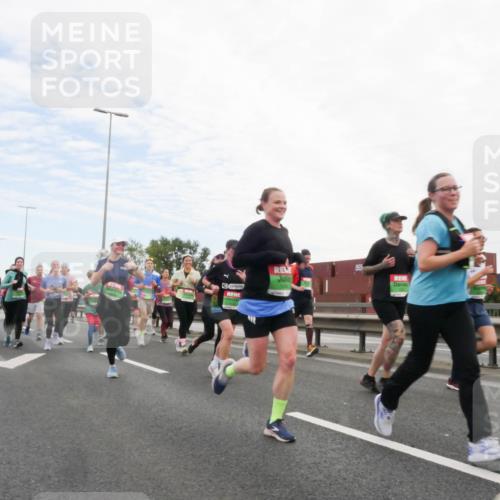 03.10.2025 - Köhlbrandbrückenlauf Matties Gatica Varas http://msf.ph/oto/9172731 03.10.2025 15:22:06 Position 3  meine-sportfotos.de