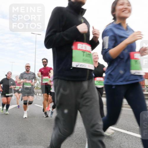 03.10.2025 - Köhlbrandbrückenlauf Matties Gatica Varas http://msf.ph/oto/9172749 03.10.2025 15:22:11 Position 3  meine-sportfotos.de