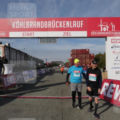 03.10.2025 - Köhlbrandbrückenlauf Matties Gatica Varas http://msf.ph/oto/9172755 03.10.2025 10:51:33 Ziel 2669 meine-sportfotos.de