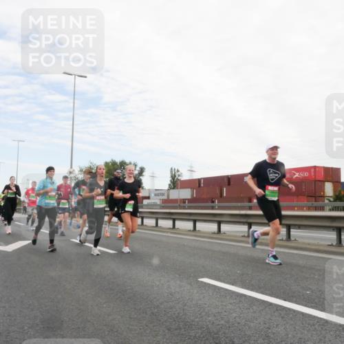 03.10.2025 - Köhlbrandbrückenlauf Matties Gatica Varas http://msf.ph/oto/9172788 03.10.2025 15:22:21 Position 3  meine-sportfotos.de