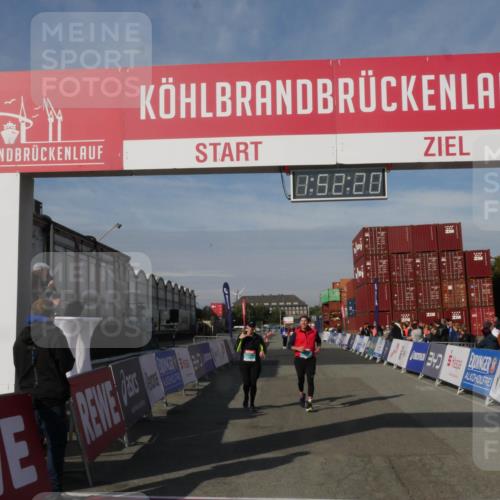 03.10.2025 - Köhlbrandbrückenlauf Matties Gatica Varas http://msf.ph/oto/9172829 03.10.2025 10:52:21 Ziel 2607, 2643 meine-sportfotos.de