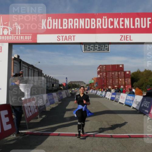 03.10.2025 - Köhlbrandbrückenlauf Matties Gatica Varas http://msf.ph/oto/9172895 03.10.2025 10:53:13 Ziel  meine-sportfotos.de