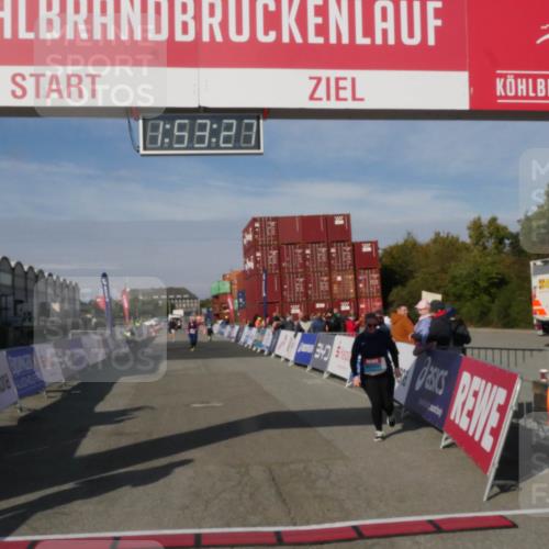 03.10.2025 - Köhlbrandbrückenlauf Matties Gatica Varas http://msf.ph/oto/9172924 03.10.2025 10:53:29 Ziel 2546 meine-sportfotos.de