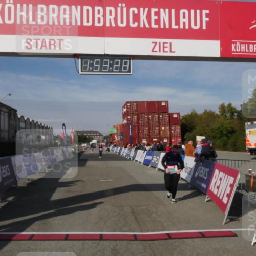 03.10.2025 - Köhlbrandbrückenlauf Matties Gatica Varas http://msf.ph/oto/9172926 03.10.2025 10:53:29 Ziel 2546 meine-sportfotos.de