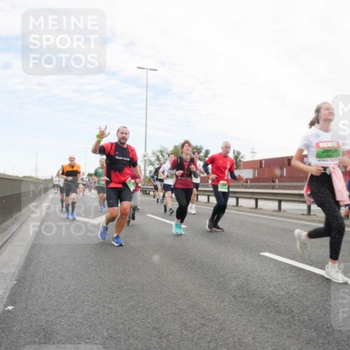 03.10.2025 - Köhlbrandbrückenlauf Matties Gatica Varas http://msf.ph/oto/9172943 03.10.2025 15:22:58 Position 3  meine-sportfotos.de