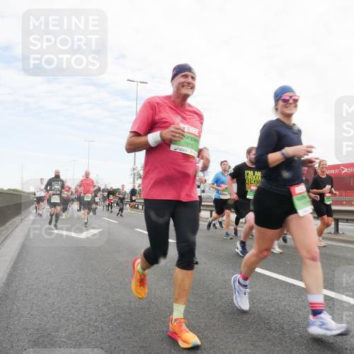 03.10.2025 - Köhlbrandbrückenlauf Matties Gatica Varas http://msf.ph/oto/9172971 03.10.2025 15:23:06 Position 3 7973 meine-sportfotos.de