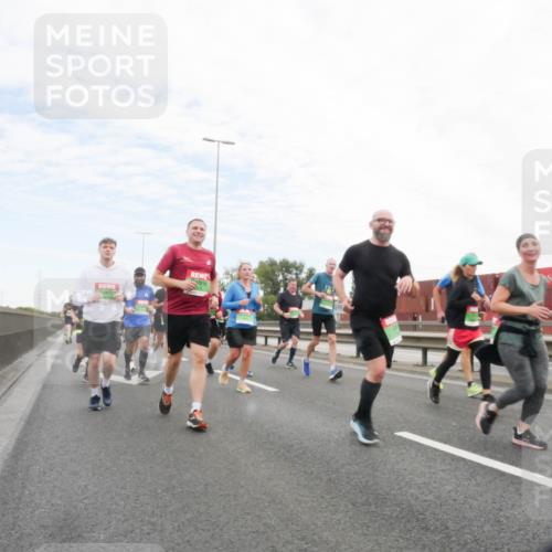 03.10.2025 - Köhlbrandbrückenlauf Matties Gatica Varas http://msf.ph/oto/9172993 03.10.2025 15:23:11 Position 3  meine-sportfotos.de