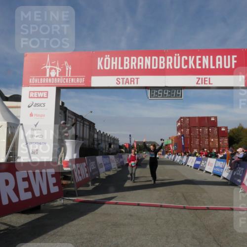 03.10.2025 - Köhlbrandbrückenlauf Matties Gatica Varas http://msf.ph/oto/9172998 03.10.2025 10:54:15 Ziel 2653, 2691 meine-sportfotos.de