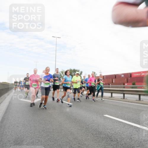 03.10.2025 - Köhlbrandbrückenlauf Matties Gatica Varas http://msf.ph/oto/9173012 03.10.2025 15:23:15 Position 3  meine-sportfotos.de