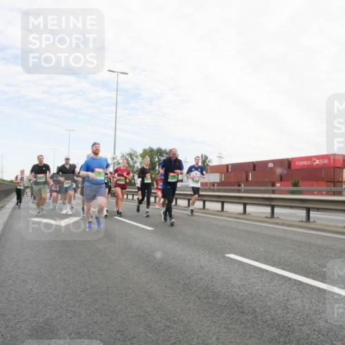 03.10.2025 - Köhlbrandbrückenlauf Matties Gatica Varas http://msf.ph/oto/9173024 03.10.2025 15:23:20 Position 3  meine-sportfotos.de