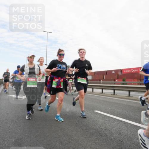 03.10.2025 - Köhlbrandbrückenlauf Matties Gatica Varas http://msf.ph/oto/9173032 03.10.2025 15:23:24 Position 3 7733, 097 meine-sportfotos.de