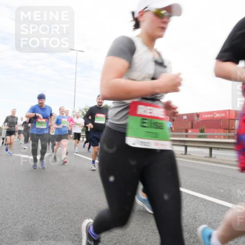 03.10.2025 - Köhlbrandbrückenlauf Matties Gatica Varas http://msf.ph/oto/9173034 03.10.2025 15:23:25 Position 3  meine-sportfotos.de