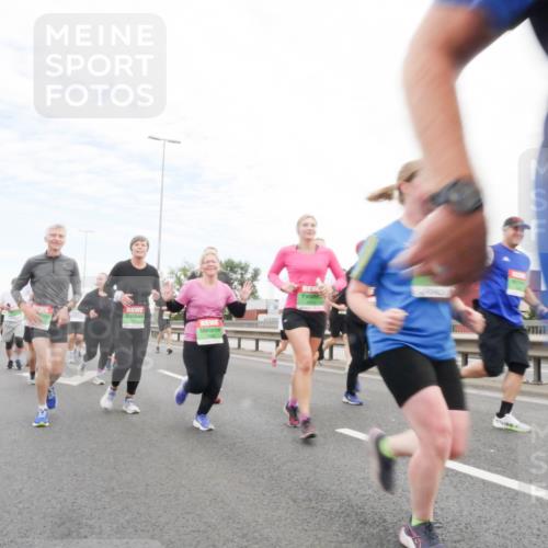 03.10.2025 - Köhlbrandbrückenlauf Matties Gatica Varas http://msf.ph/oto/9173038 03.10.2025 15:23:27 Position 3  meine-sportfotos.de