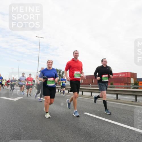 03.10.2025 - Köhlbrandbrückenlauf Matties Gatica Varas http://msf.ph/oto/9173105 03.10.2025 15:24:00 Position 3  meine-sportfotos.de