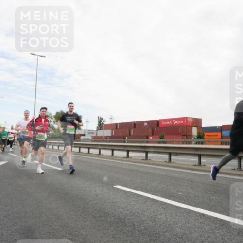 03.10.2025 - Köhlbrandbrückenlauf Matties Gatica Varas http://msf.ph/oto/9173117 03.10.2025 15:24:06 Position 3  meine-sportfotos.de