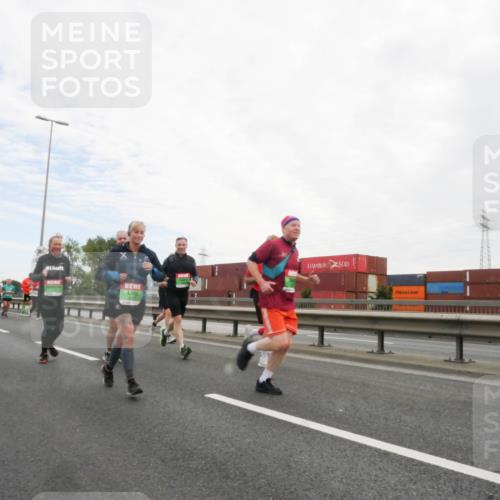 03.10.2025 - Köhlbrandbrückenlauf Matties Gatica Varas http://msf.ph/oto/9173130 03.10.2025 15:24:12 Position 3  meine-sportfotos.de