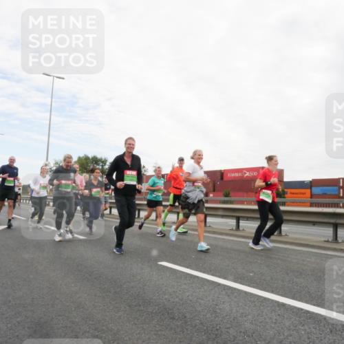 03.10.2025 - Köhlbrandbrückenlauf Matties Gatica Varas http://msf.ph/oto/9173142 03.10.2025 15:24:18 Position 3  meine-sportfotos.de