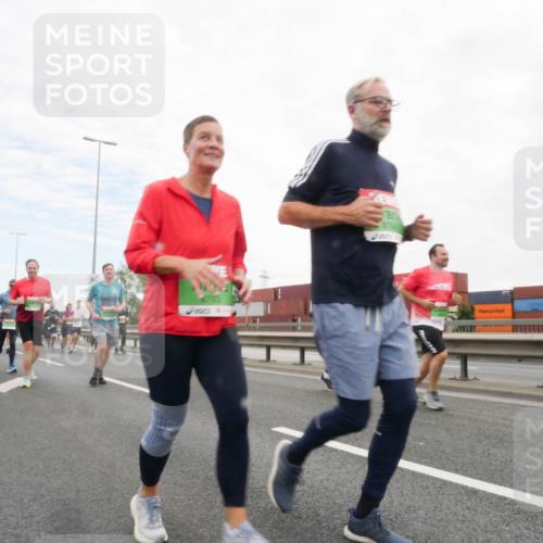 03.10.2025 - Köhlbrandbrückenlauf Matties Gatica Varas http://msf.ph/oto/9173170 03.10.2025 15:24:32 Position 3  meine-sportfotos.de