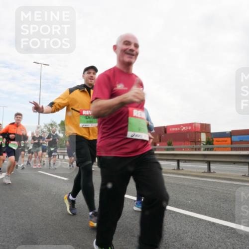 03.10.2025 - Köhlbrandbrückenlauf Matties Gatica Varas http://msf.ph/oto/9173177 03.10.2025 15:24:35 Position 3 8194 meine-sportfotos.de