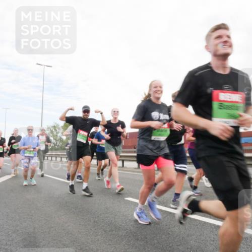 03.10.2025 - Köhlbrandbrückenlauf Matties Gatica Varas http://msf.ph/oto/9173183 03.10.2025 15:24:38 Position 3  meine-sportfotos.de