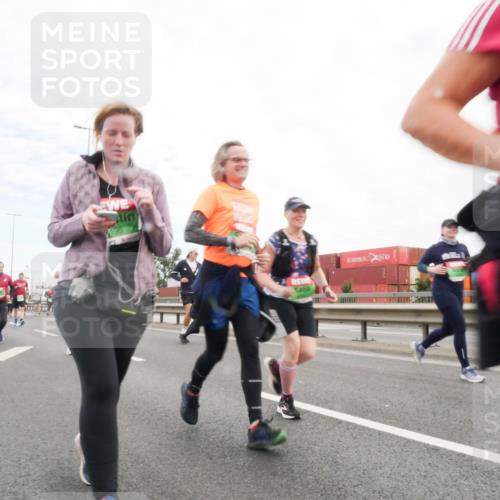 03.10.2025 - Köhlbrandbrückenlauf Matties Gatica Varas http://msf.ph/oto/9173192 03.10.2025 15:24:42 Position 3 195 meine-sportfotos.de