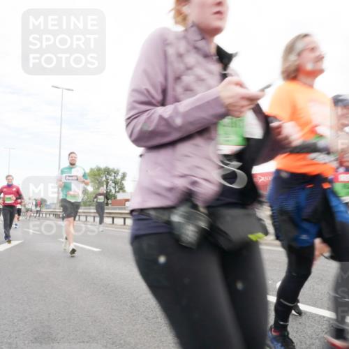03.10.2025 - Köhlbrandbrückenlauf Matties Gatica Varas http://msf.ph/oto/9173193 03.10.2025 15:24:43 Position 3  meine-sportfotos.de