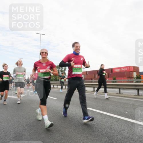 03.10.2025 - Köhlbrandbrückenlauf Matties Gatica Varas http://msf.ph/oto/9173198 03.10.2025 15:24:45 Position 3 9541 meine-sportfotos.de