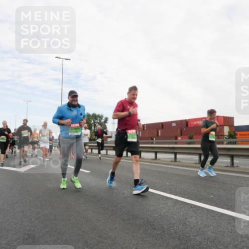 03.10.2025 - Köhlbrandbrückenlauf Matties Gatica Varas http://msf.ph/oto/9173203 03.10.2025 15:24:48 Position 3  meine-sportfotos.de