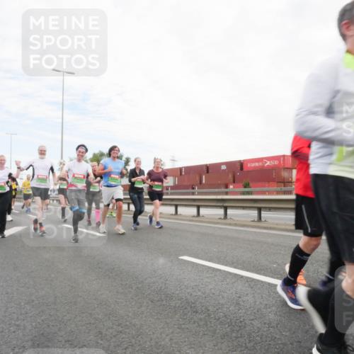 03.10.2025 - Köhlbrandbrückenlauf Matties Gatica Varas http://msf.ph/oto/9173244 03.10.2025 15:25:08 Position 3 41 meine-sportfotos.de