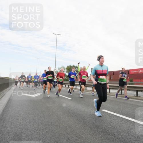 03.10.2025 - Köhlbrandbrückenlauf Matties Gatica Varas http://msf.ph/oto/9173293 03.10.2025 15:25:31 Position 3  meine-sportfotos.de