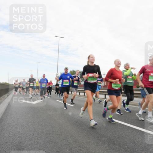 03.10.2025 - Köhlbrandbrückenlauf Matties Gatica Varas http://msf.ph/oto/9173296 03.10.2025 15:25:33 Position 3  meine-sportfotos.de