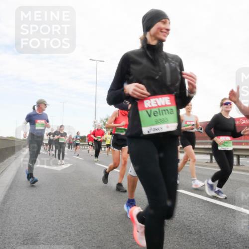 03.10.2025 - Köhlbrandbrückenlauf Matties Gatica Varas http://msf.ph/oto/9173323 03.10.2025 15:25:46 Position 3 98225, 8344 meine-sportfotos.de