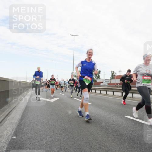 03.10.2025 - Köhlbrandbrückenlauf Matties Gatica Varas http://msf.ph/oto/9173349 03.10.2025 15:26:15 Position 3  meine-sportfotos.de